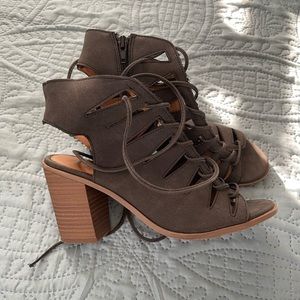 So cute! Black, Landry heeled laced up ankle bootie sandal. Nice condition too!